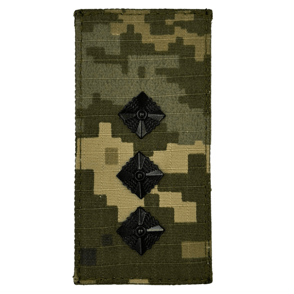 Старший лейтенант з металевою фурнітурою. Погон ЗСУ